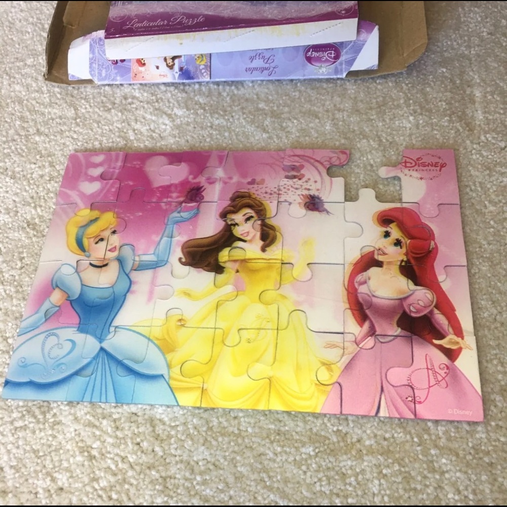 Disney Lenticular Three Princesses Puzzle - Incomplete